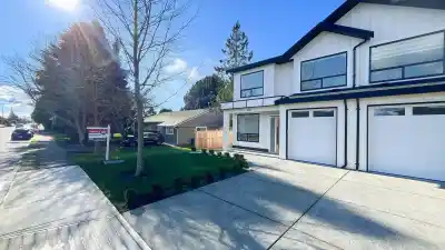 5169 57 STREET, Ladner BC V4K 3G2