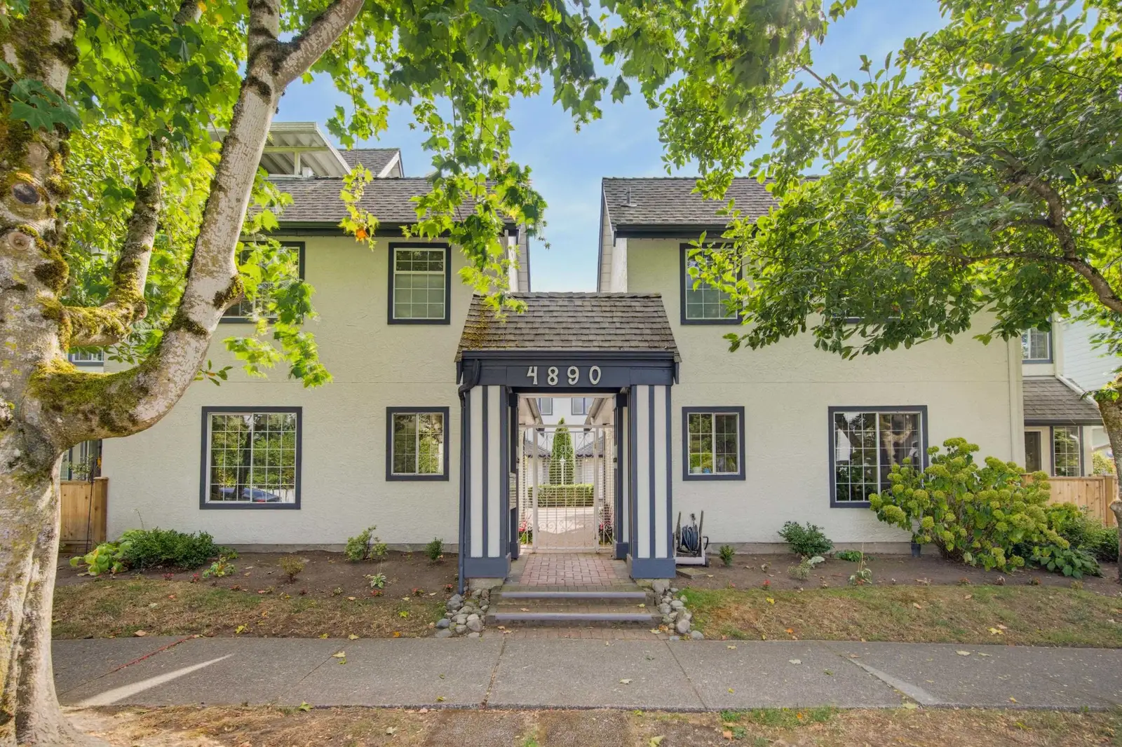 4 4890 48 AVENUE, Delta BC V4K 1V3