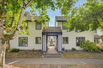4 4890 48 AVENUE, Delta BC V4K 1V3