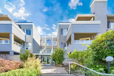 309 125 W 18TH STREET, North Vancouver BC V7M 1W5