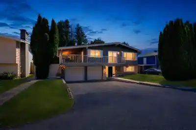 10834 84 AVENUE, Delta BC V4C 2L4