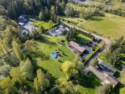 23742 68 AVENUE, Langley BC V2Y 2H7