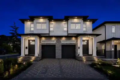 11490 92 AVENUE, Delta BC V4C 3K7