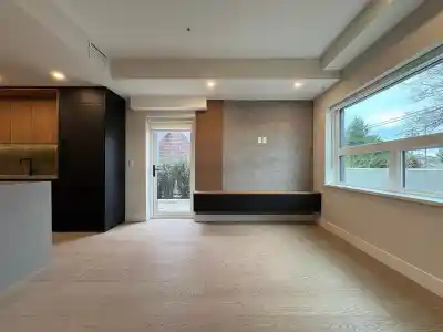 125 W 41ST AVENUE, Vancouver BC V5Y 2S2