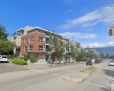 202 3611 W 18TH AVENUE, Vancouver BC V6S 1B3