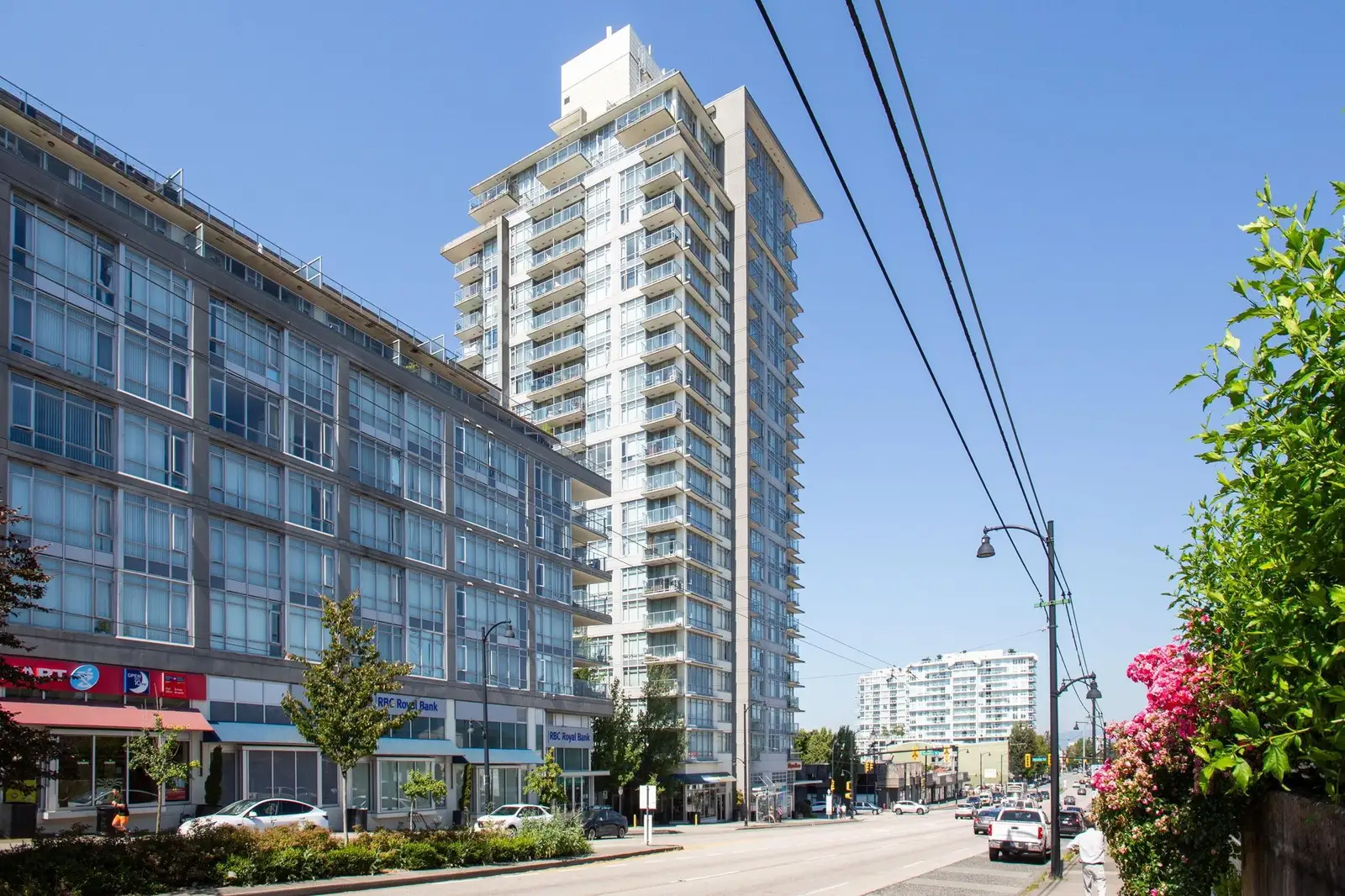 206 4815 ELDORADO MEWS, Vancouver BC V5R 0B2