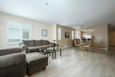 205 4988 47A AVENUE, Delta BC V4K 1T5