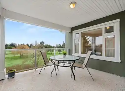 203 1330 HUNTER ROAD, Delta BC V4L 1Y8