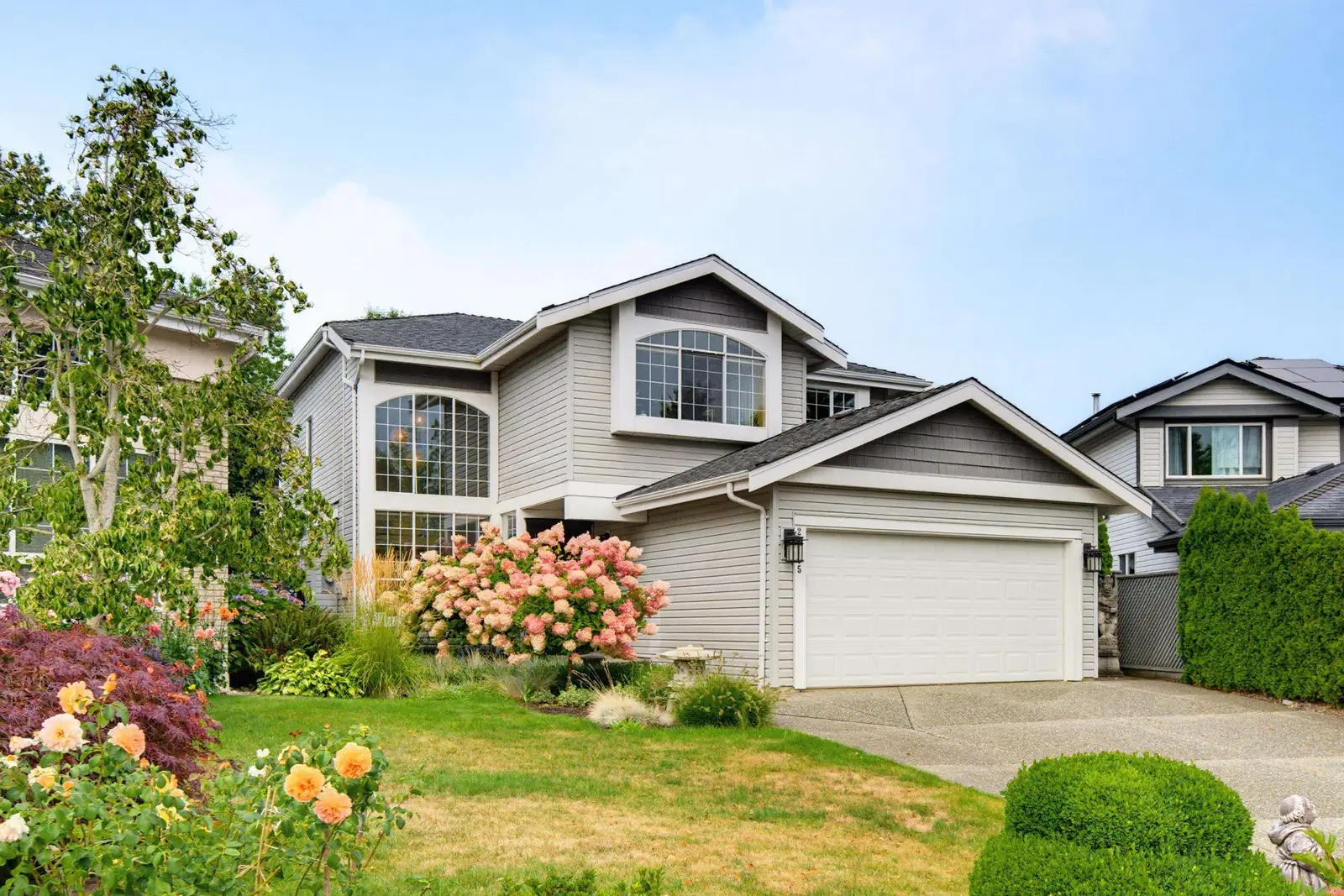 22105 45A AVENUE, Langley BC V2Z 1B5