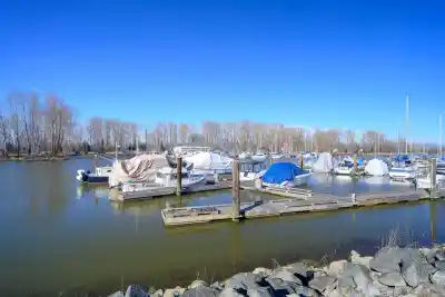 110 4803 48 AVENUE, Delta BC V4K 1V2