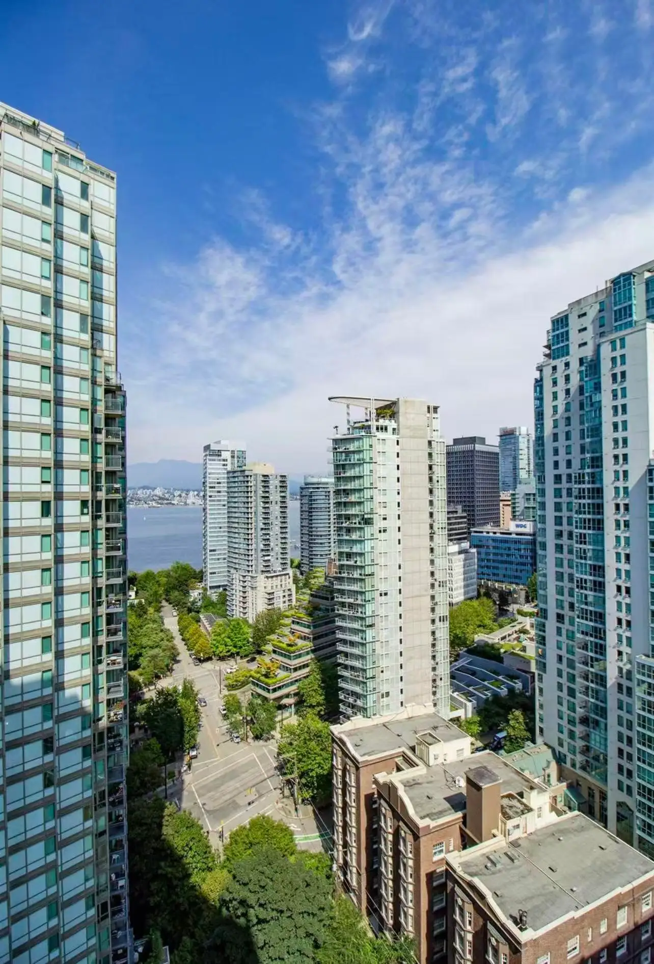2509 1331 W GEORGIA STREET, Vancouver BC V6E 4P1
