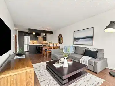 608 1330 HORNBY STREET, Vancouver BC V6Z 1W5