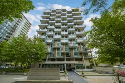 502 5782 BERTON AVENUE, Vancouver BC V6S 0C1