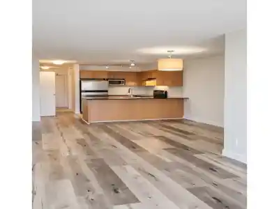 408 1633 MACKAY AVENUE, North Vancouver BC V7P 0A2