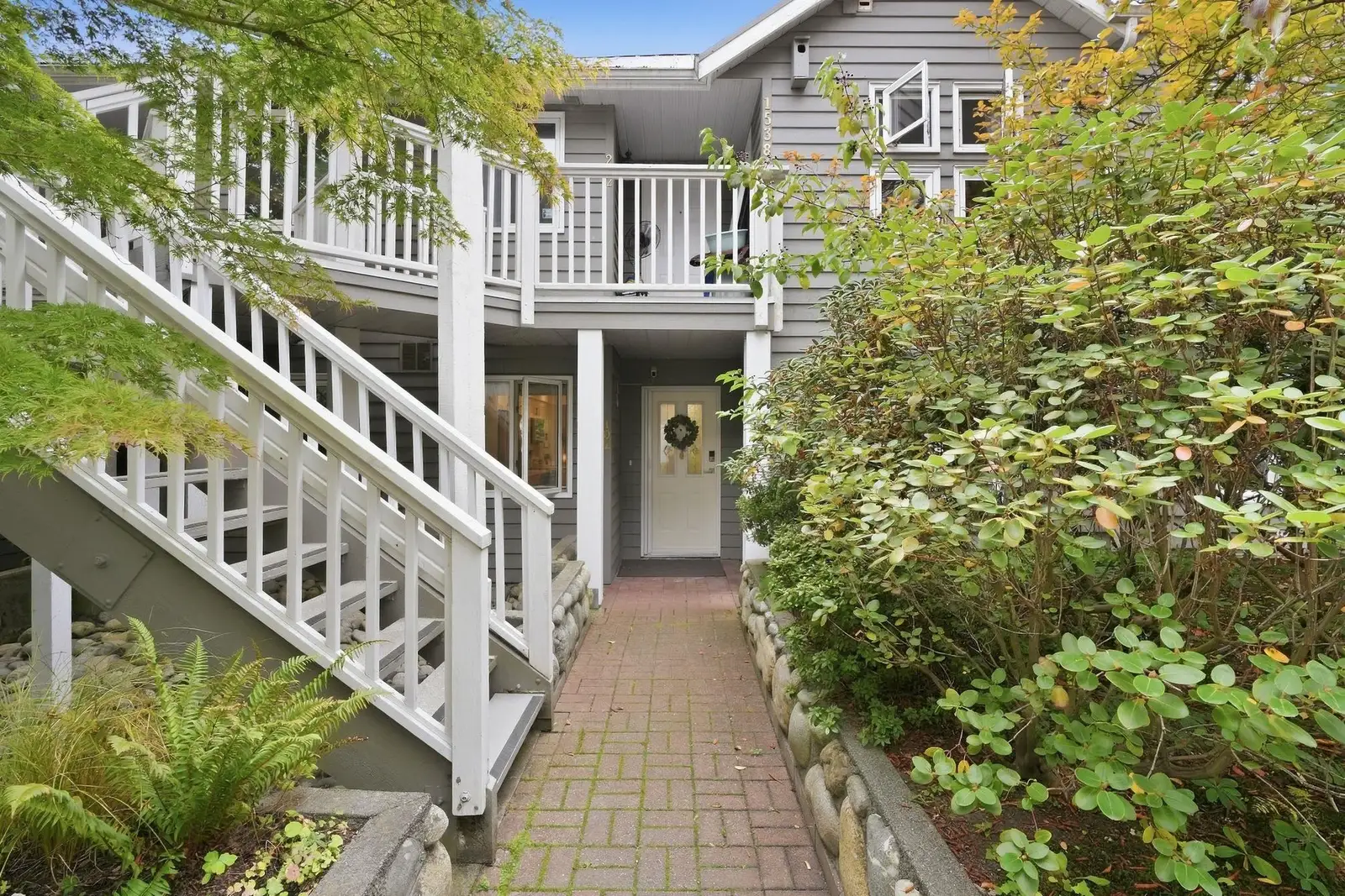 102 1538 BOWSER AVENUE, North Vancouver BC V7P 2Y3