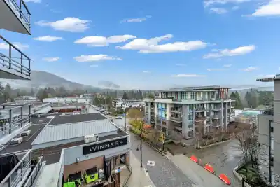 405 2785 LIBRARY LANE, North Vancouver BC V7J 0C3