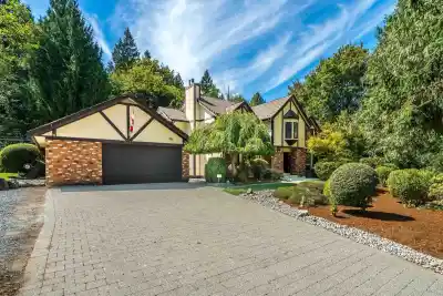 8675 222A STREET, Langley BC V1M 3S8