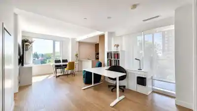 310 5693 ELIZABETH STREET, Vancouver BC V5Y 3K1