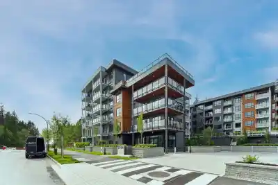 209 3594 MALSUM DRIVE, North Vancouver BC V7G 0B4