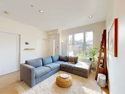 4527 EARLES STREET, Vancouver BC V5R 3R1