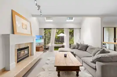 12 4957 MARINE DRIVE, West Vancouver BC V7W 2P5