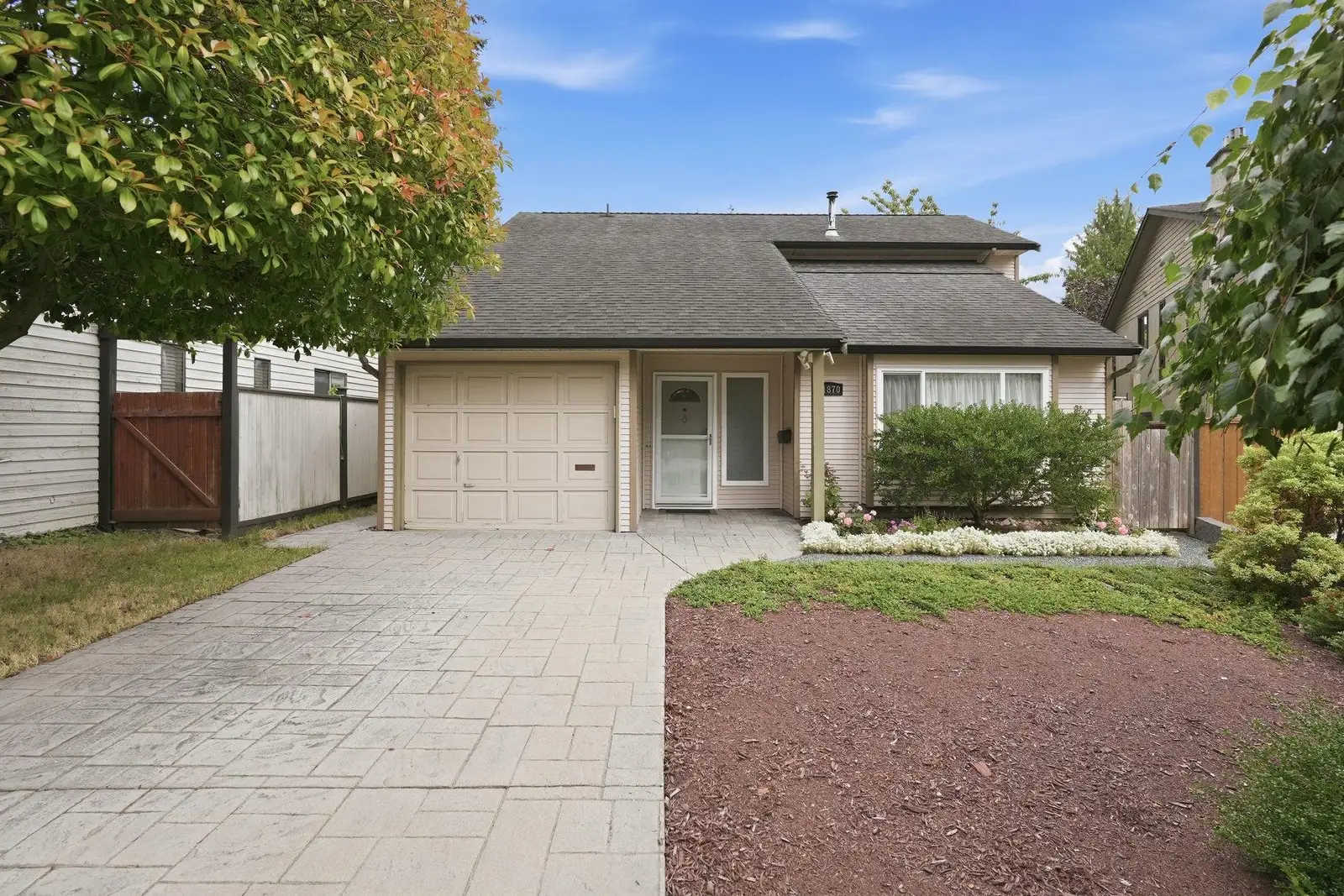 11870 STAPLES CRESCENT, Delta BC V4E 2T7