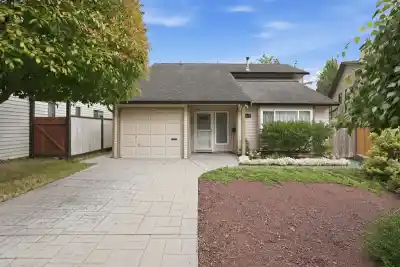 11870 STAPLES CRESCENT, Delta BC V4E 2T7