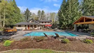 22034 86A AVENUE, Langley BC V1M 3S8