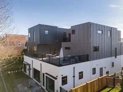 3 950 W 57TH AVENUE, Vancouver BC V6P 1S3