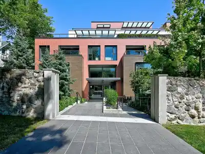 204 7128 ADERA STREET, Vancouver BC V6P 0H6