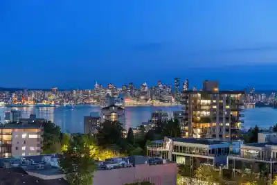 703 135 E 13TH STREET, North Vancouver BC V7L 0J8