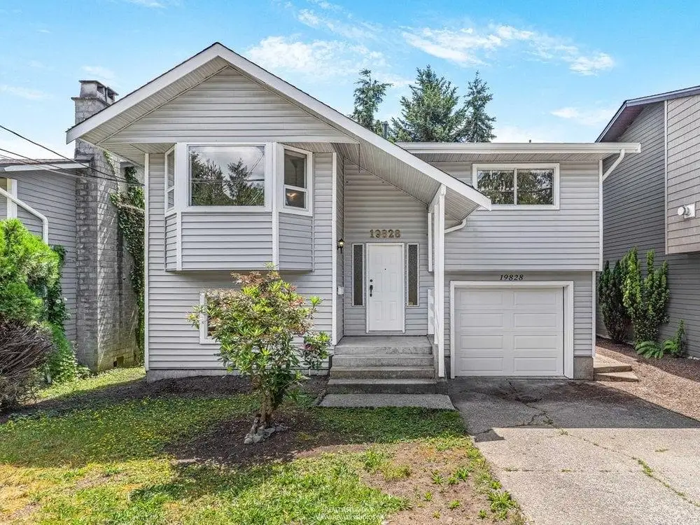 19828 68 AVENUE, Langley BC V2Y 1H7