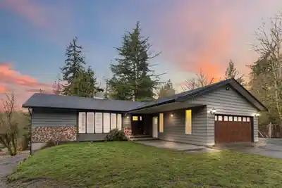 22990 70A AVENUE, Langley BC V2Y 2J9