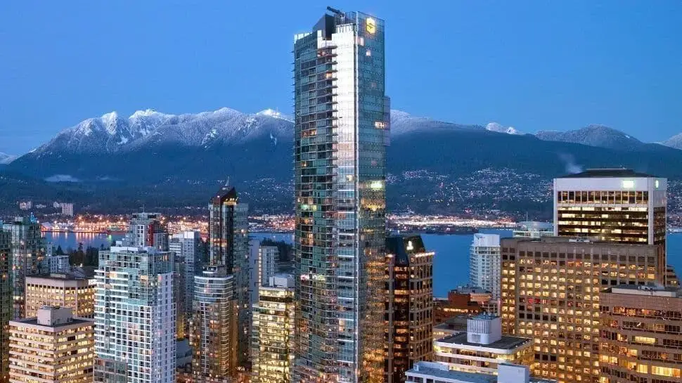 3307 1111 ALBERNI STREET, Vancouver BC V6E 4V2