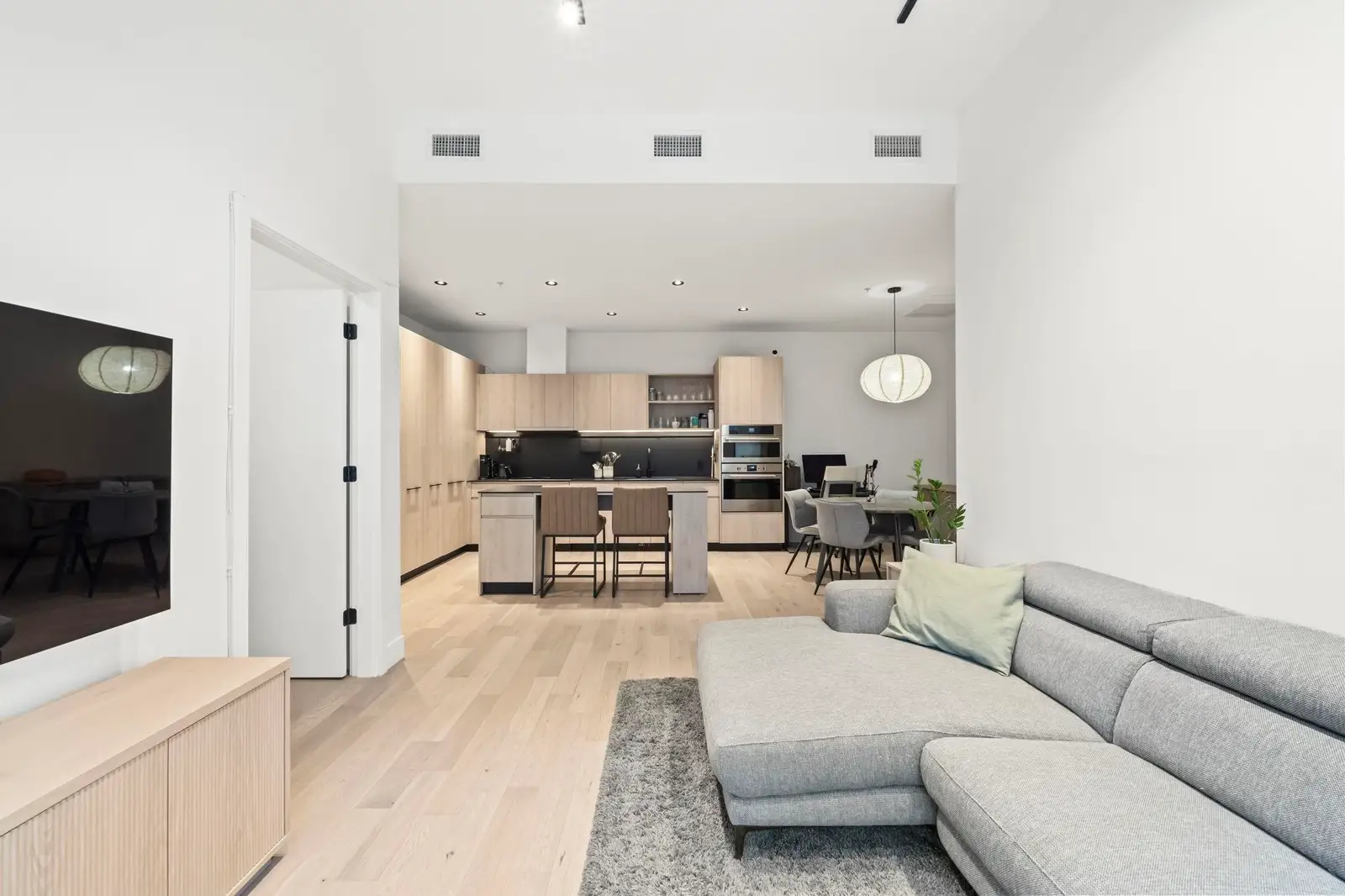 3958 DUMFRIES STREET, Vancouver BC V5N 0J1