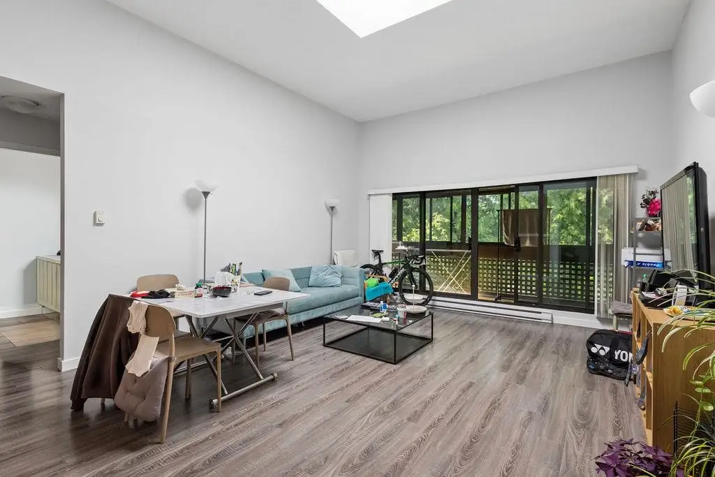 311 444 W 49TH AVENUE, Vancouver BC V5Y 3V4
