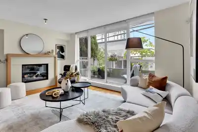 202 1530 W 8TH AVENUE, Vancouver BC V6J 5M6