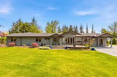 23541 24 AVENUE, Langley BC V2Z 3A2