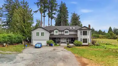 23788 72 AVENUE, Langley BC V1M 3K9