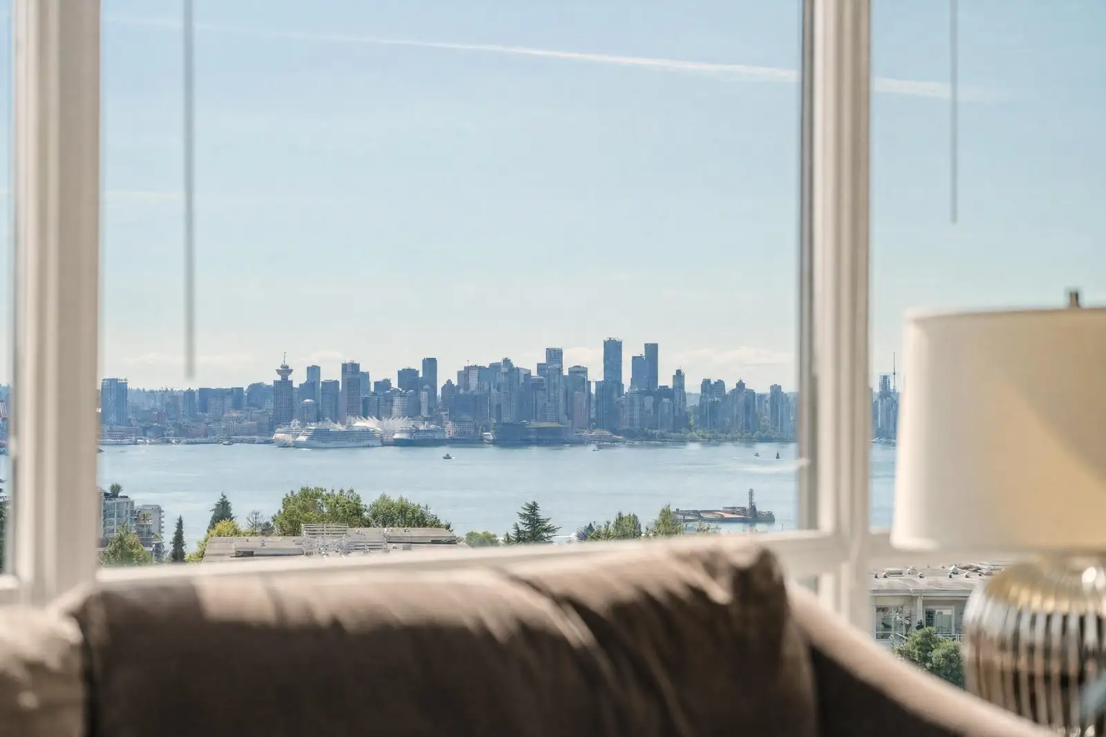 601 1320 CHESTERFIELD AVENUE, North Vancouver BC V7M 0A6
