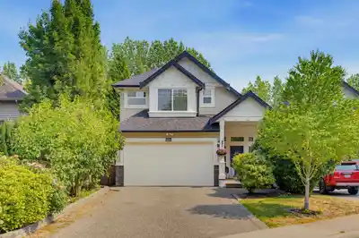 9480 216B STREET, Langley BC V1M 4E4