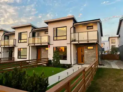 1978 OSPREY DRIVE, Tsawwassen BC V4M 0E8
