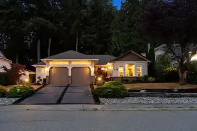 5124 219A STREET, Langley BC V3A 8P8