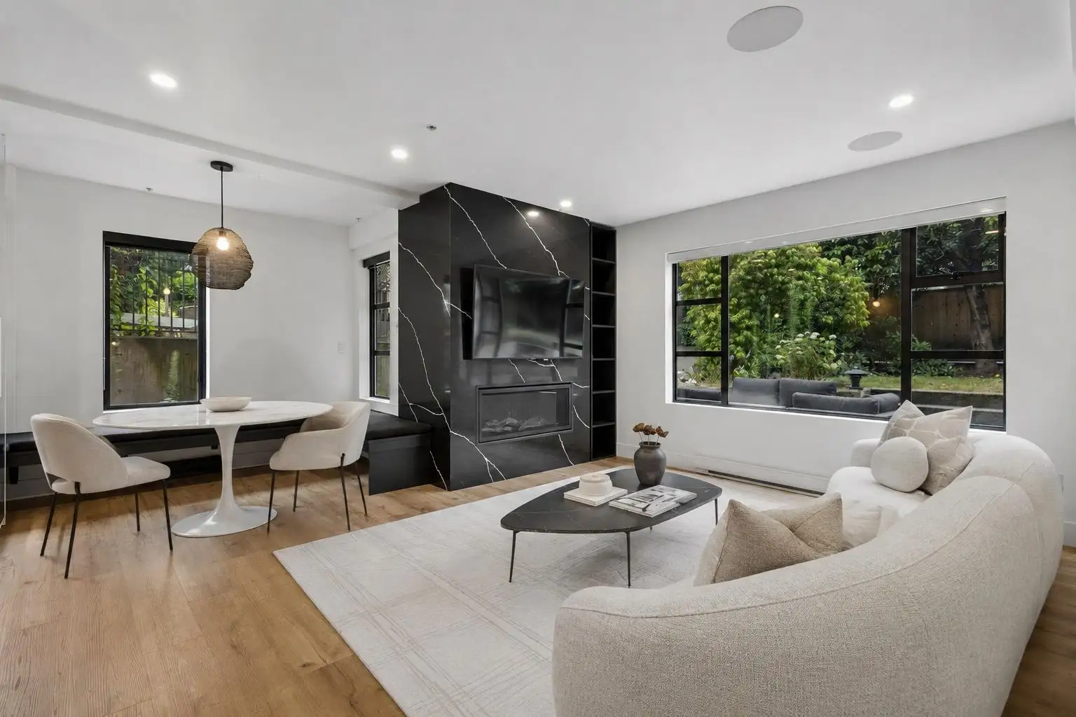 104 2119 YEW STREET, Vancouver BC V6K 3G6