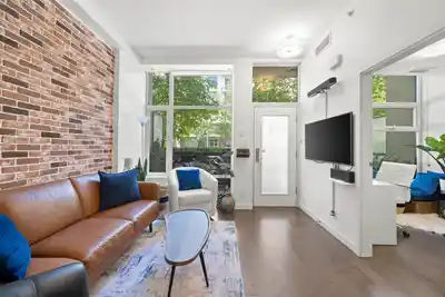 70 W 1ST AVENUE, Vancouver BC V5Y 0K4