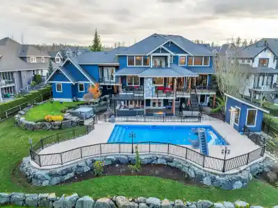 20069 2 AVENUE, Langley BC V2Z 0A3