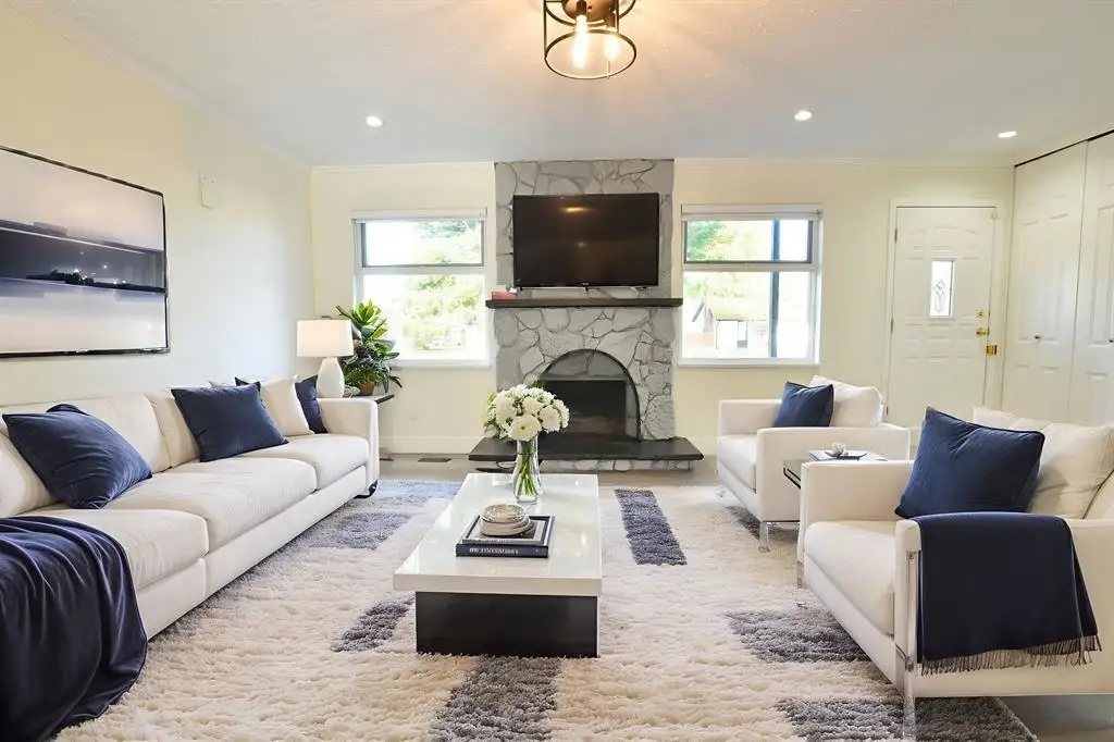 20572 43 AVENUE, Langley BC V4A 3C2