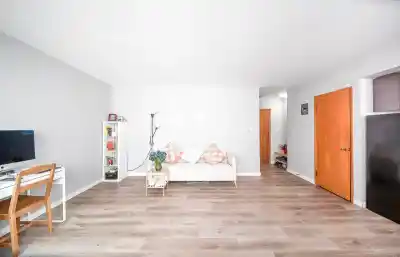 108 8622 SELKIRK STREET, Vancouver BC V6P 4J3