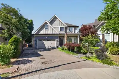 7257 198A STREET, Langley BC V2Y 1R9