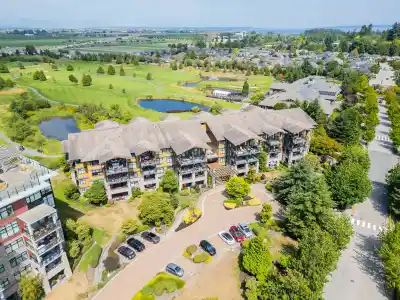 301 5099 SPRINGS BOULEVARD, Delta BC V4M 0A2